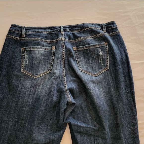 Lane Bryant Boyfriend Jeans Plus Size Distressed Medium Wash Cuffed Casual Plus - Picture 11 of 12